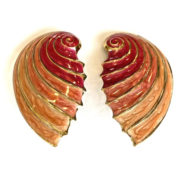 Vintage Clip On Earrings Statement Runway Goldtone & Pinks Enamel Seashell Wings - Picture 1 of 8
